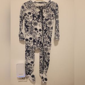 Little bum bums footies